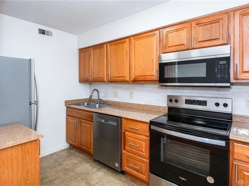 7815 N Main Street, Unit 41, Dayton, OH 45415 Photo 13