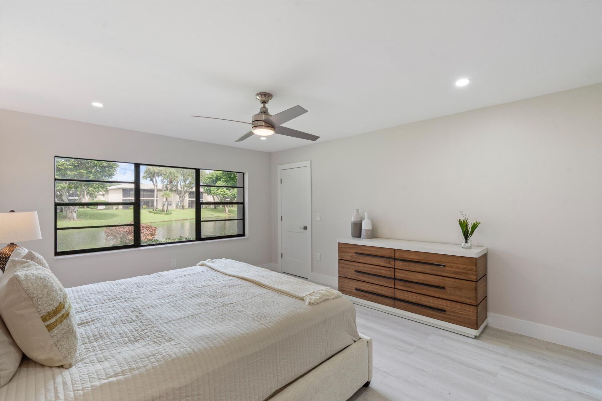 31 Stratford Lane W, Unit A, Boynton Beach, FL 33436 Photo