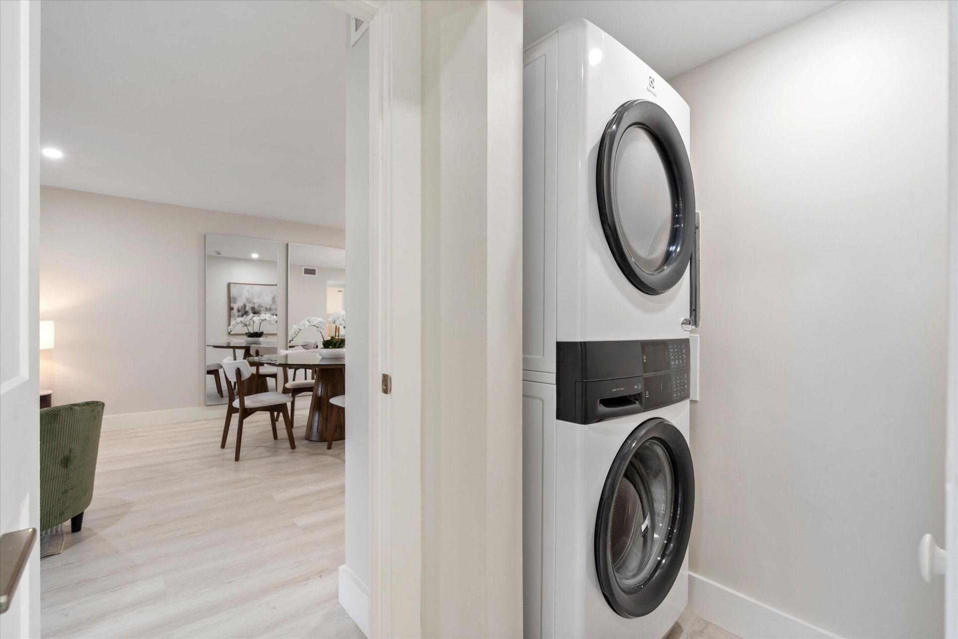 31 Stratford Lane W, Unit A, Boynton Beach, FL 33436 Photo