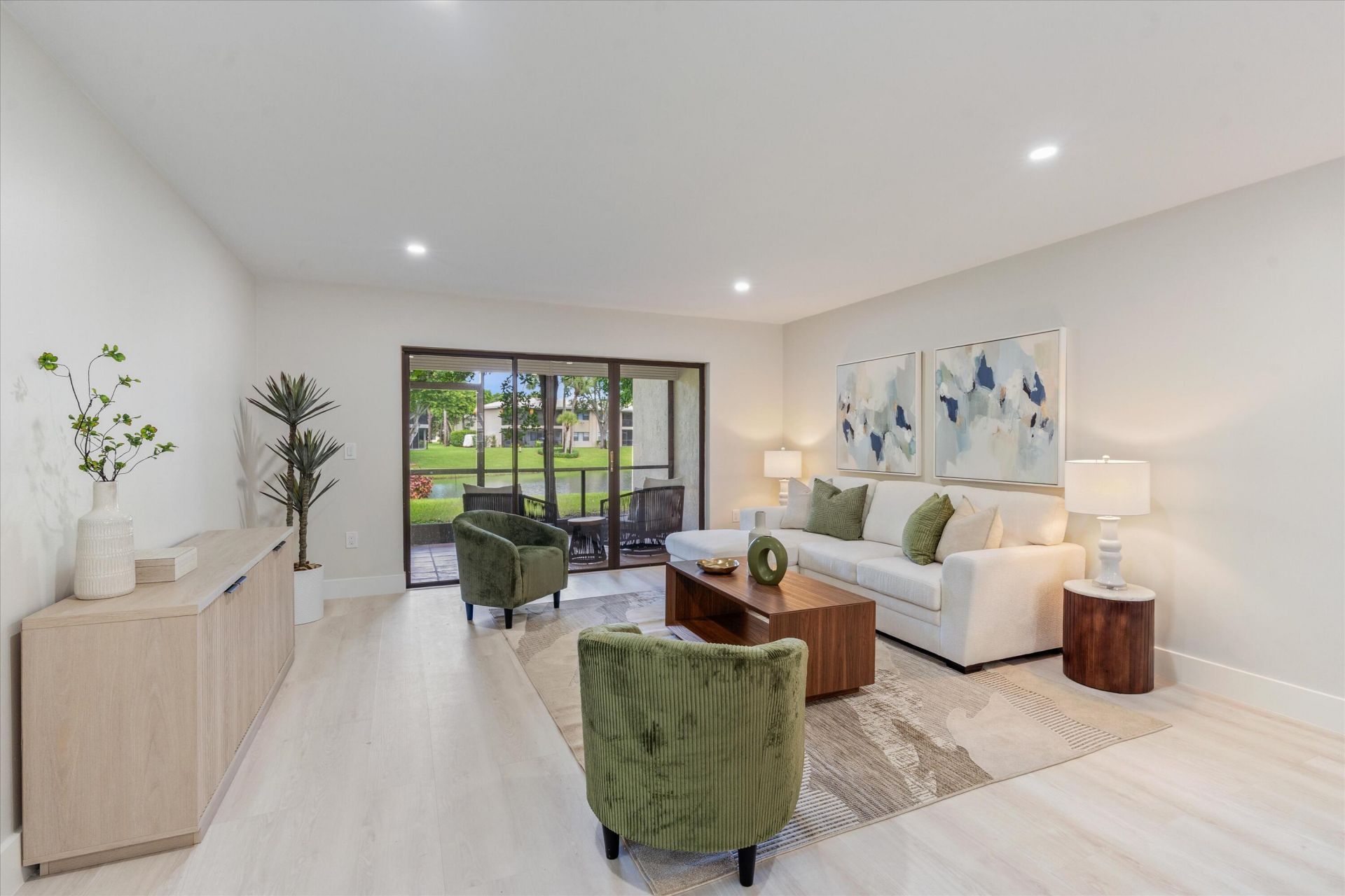 31 Stratford Lane W, Unit A, Boynton Beach, FL 33436 Photo