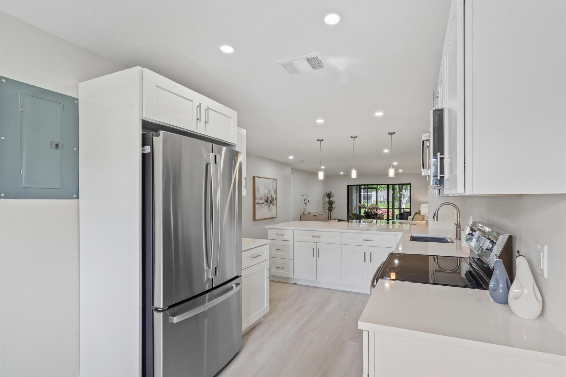 31 Stratford Lane W, Unit A, Boynton Beach, FL 33436 Photo