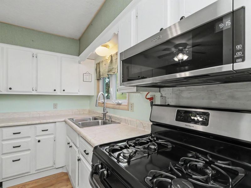 2039 Fleming Falls Road , Mansfield, OH 44903 Photo 8