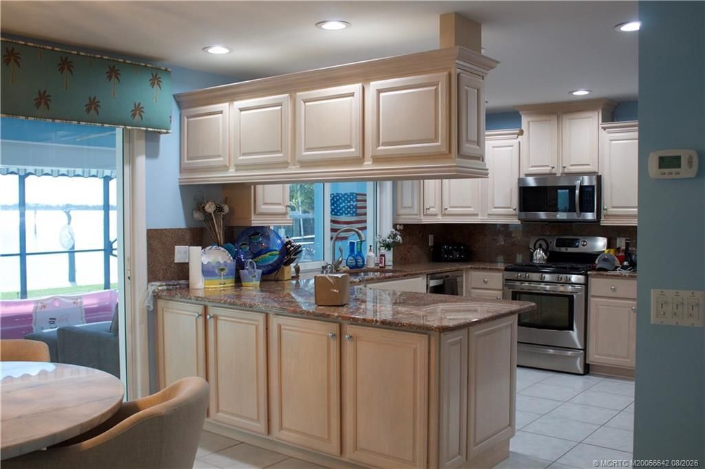 2744 NW Howard Creek Lane , Stuart, FL 34994 Photo
