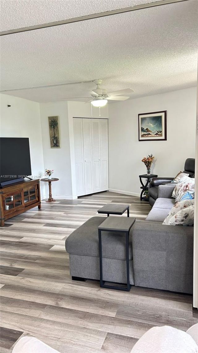 1200 Saint Charles Pl , Unit 209, Pembroke Pines, FL 33026 Photo