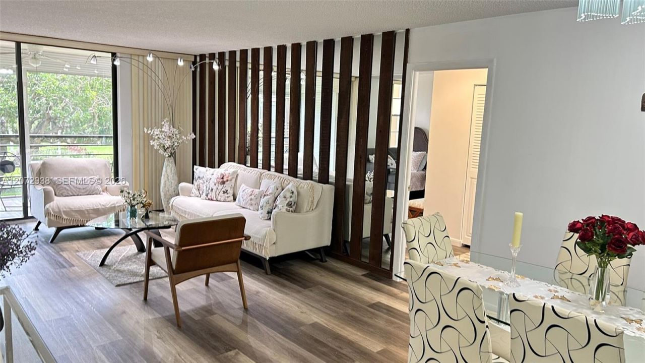 1200 Saint Charles Pl , Unit 209, Pembroke Pines, FL 33026 Photo
