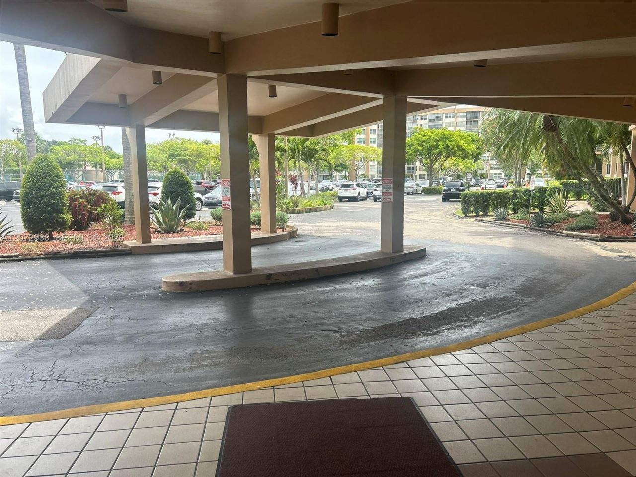 1200 Saint Charles Pl , Unit 209, Pembroke Pines, FL 33026 Photo