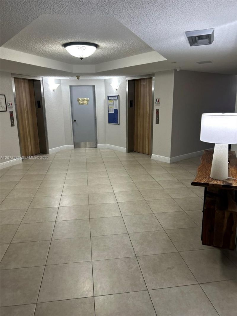 1200 Saint Charles Pl , Unit 209, Pembroke Pines, FL 33026 Photo