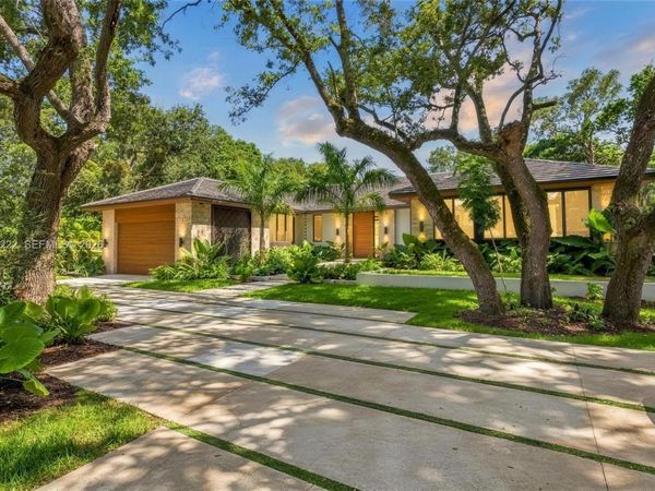 7840 SW 98th St , Miami, FL 33156