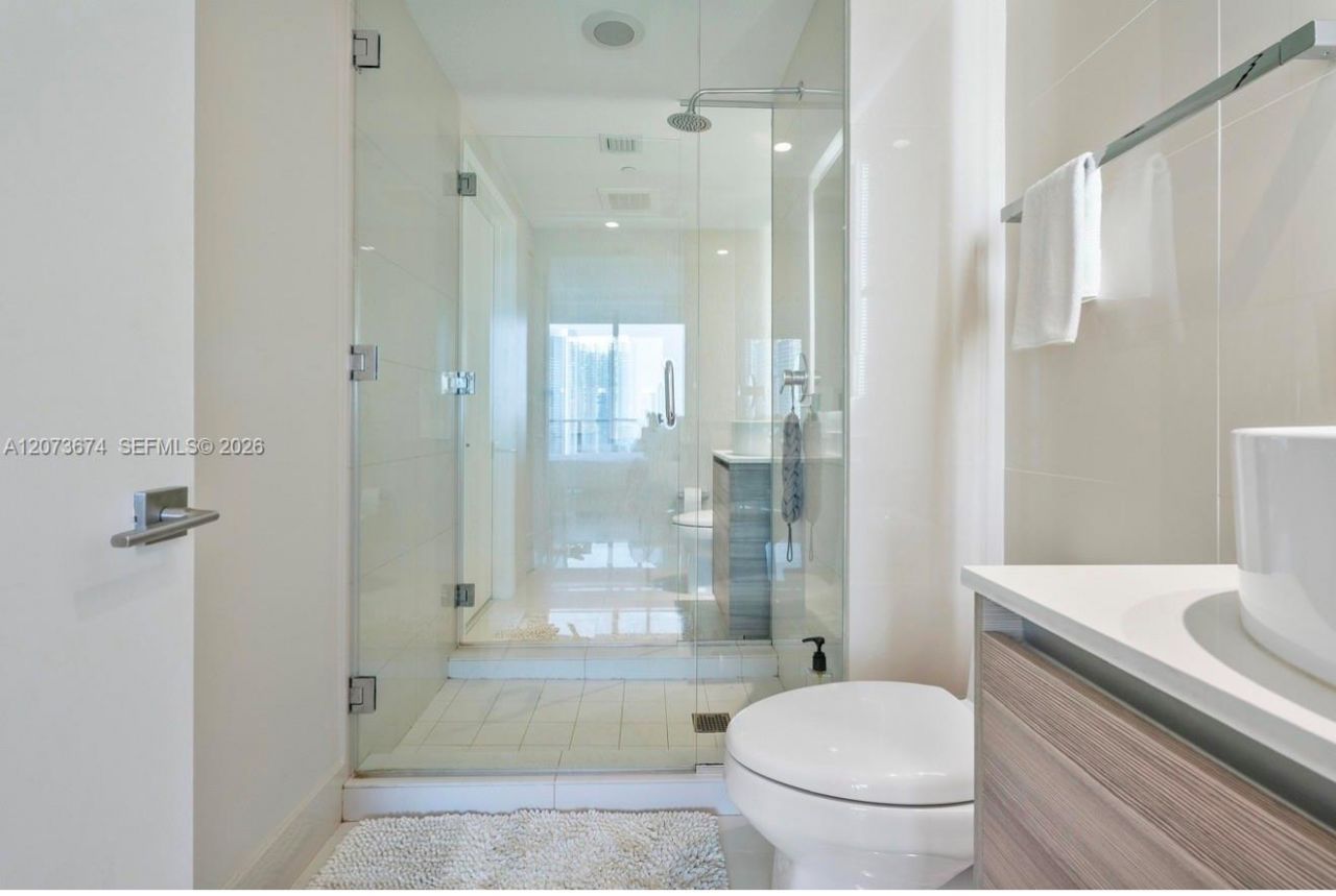 121 NE 34th St , Unit 2506A, Miami, FL 33137 Photo