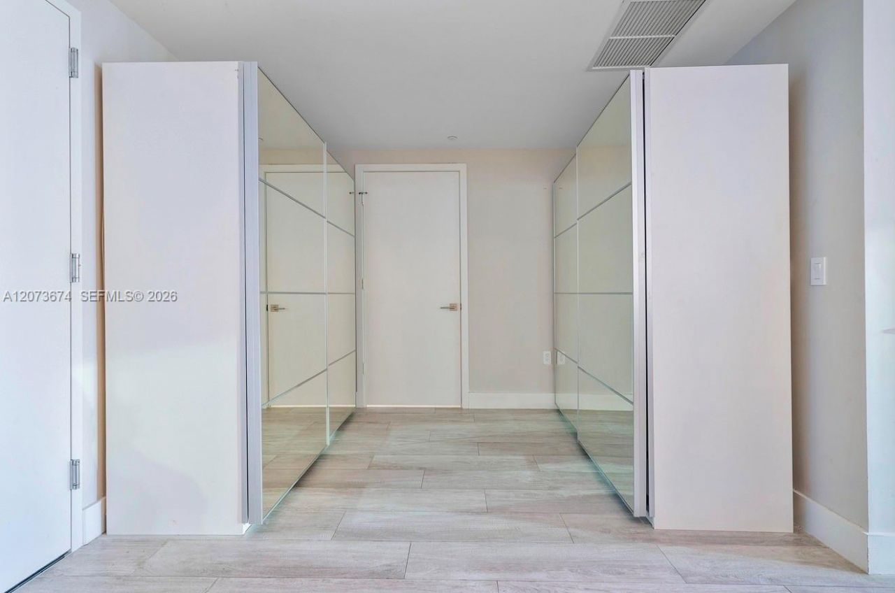 121 NE 34th St , Unit 2506A, Miami, FL 33137 Photo