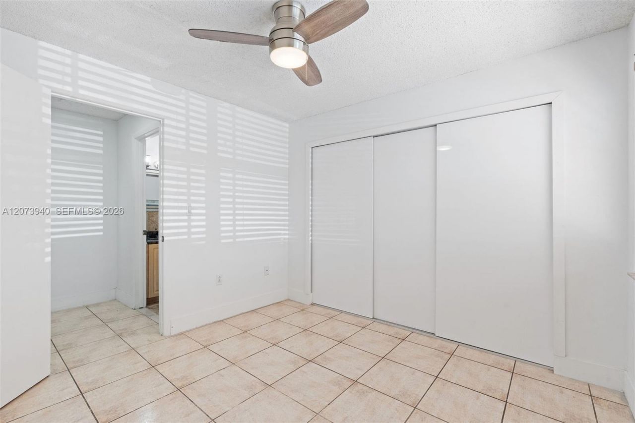11259 NW 88th Ave, Unit -, Hialeah Gardens, FL 33018 Photo