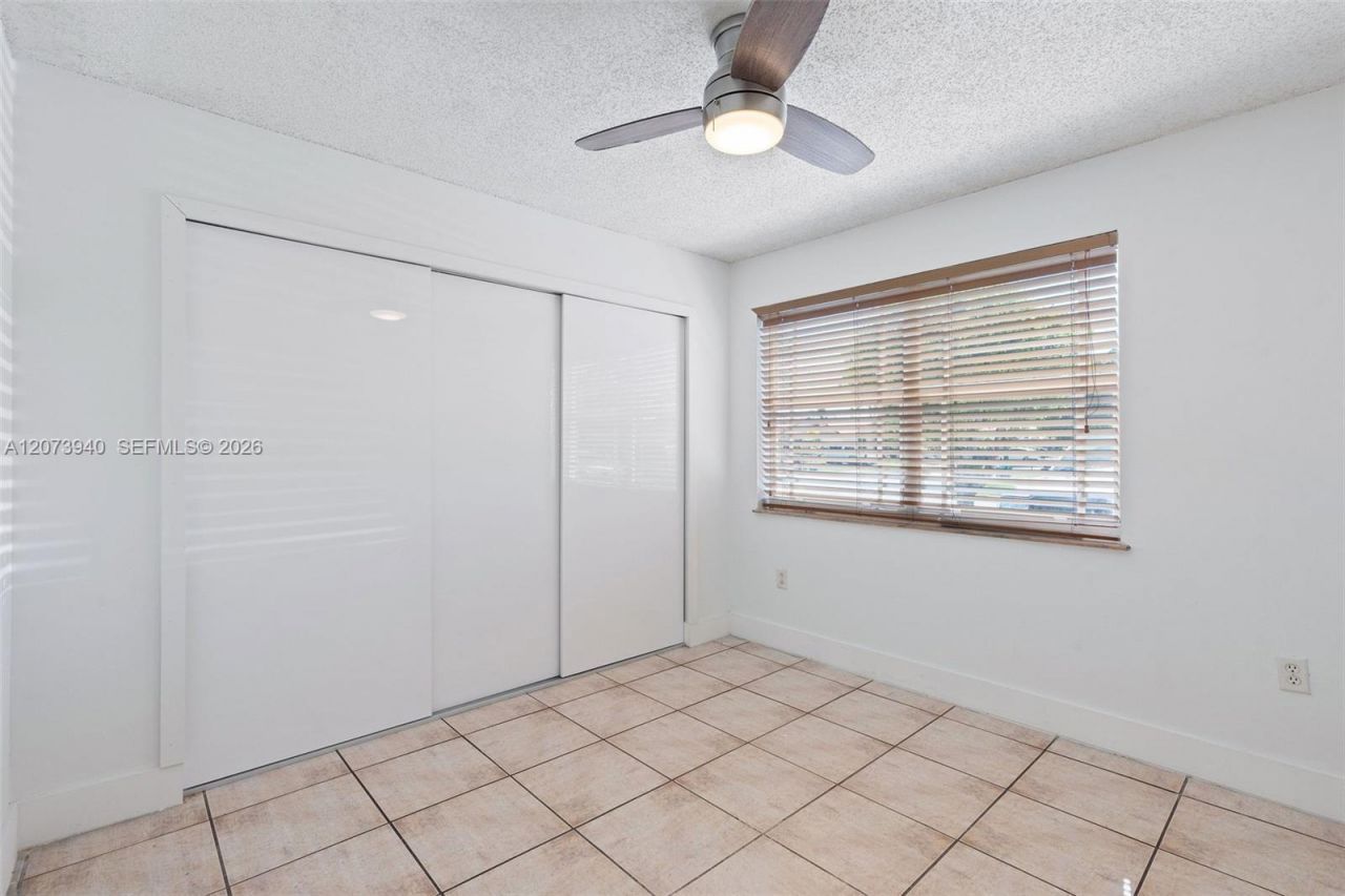 11259 NW 88th Ave, Unit -, Hialeah Gardens, FL 33018 Photo