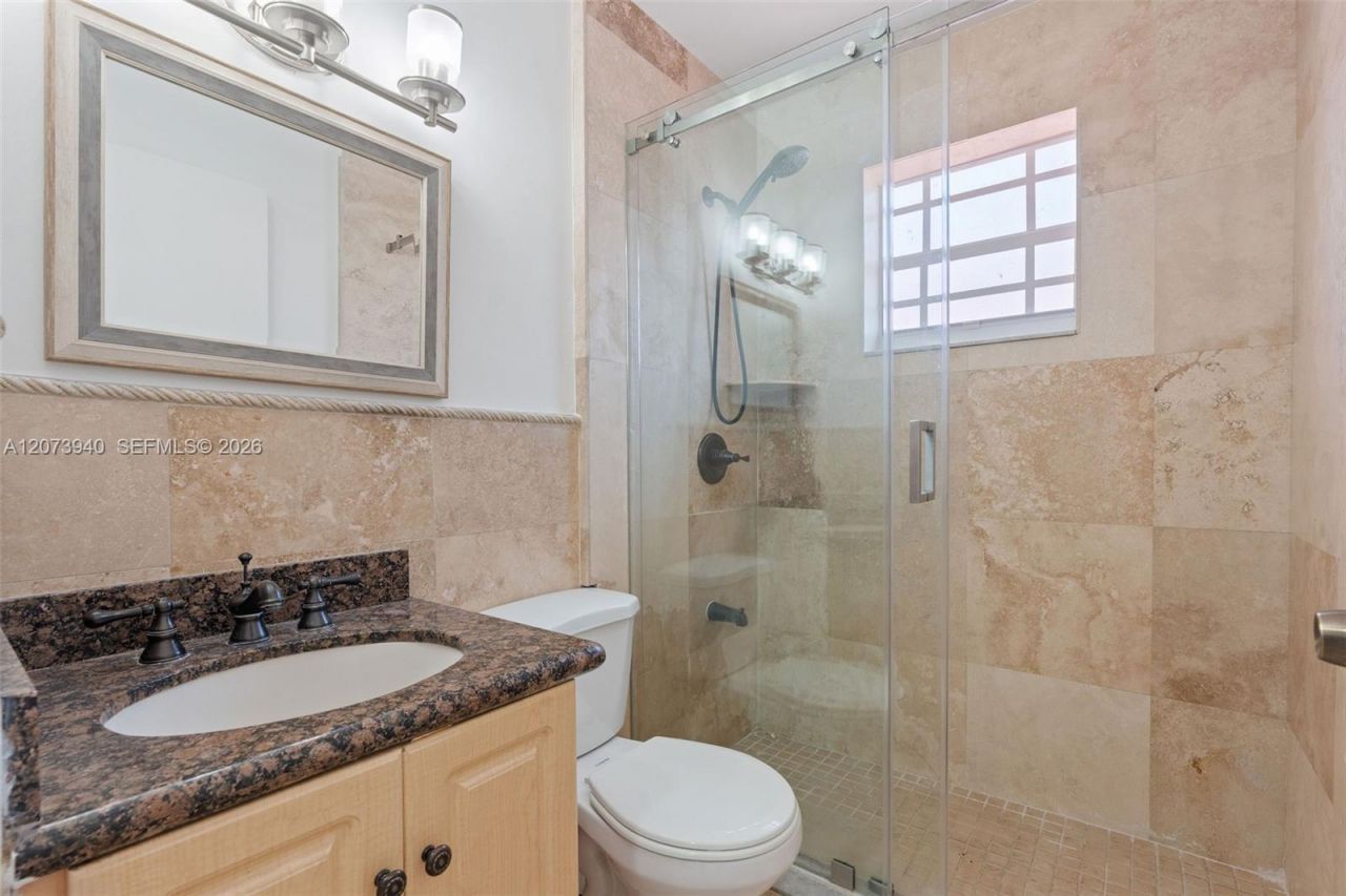 11259 NW 88th Ave, Unit -, Hialeah Gardens, FL 33018 Photo