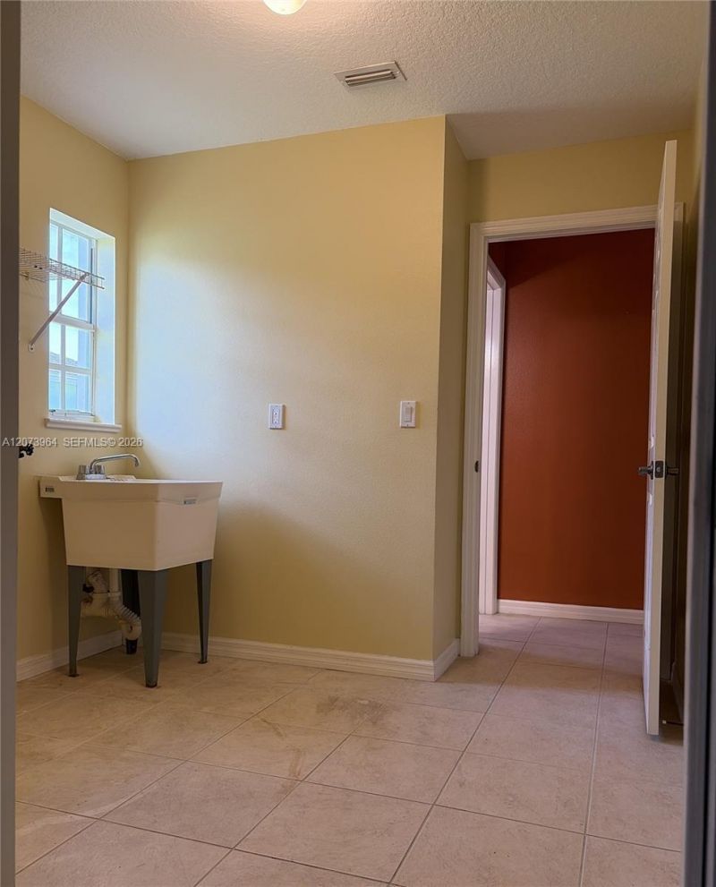 6517 Las Palmas Way, Port Saint Lucie, FL 34952 Photo