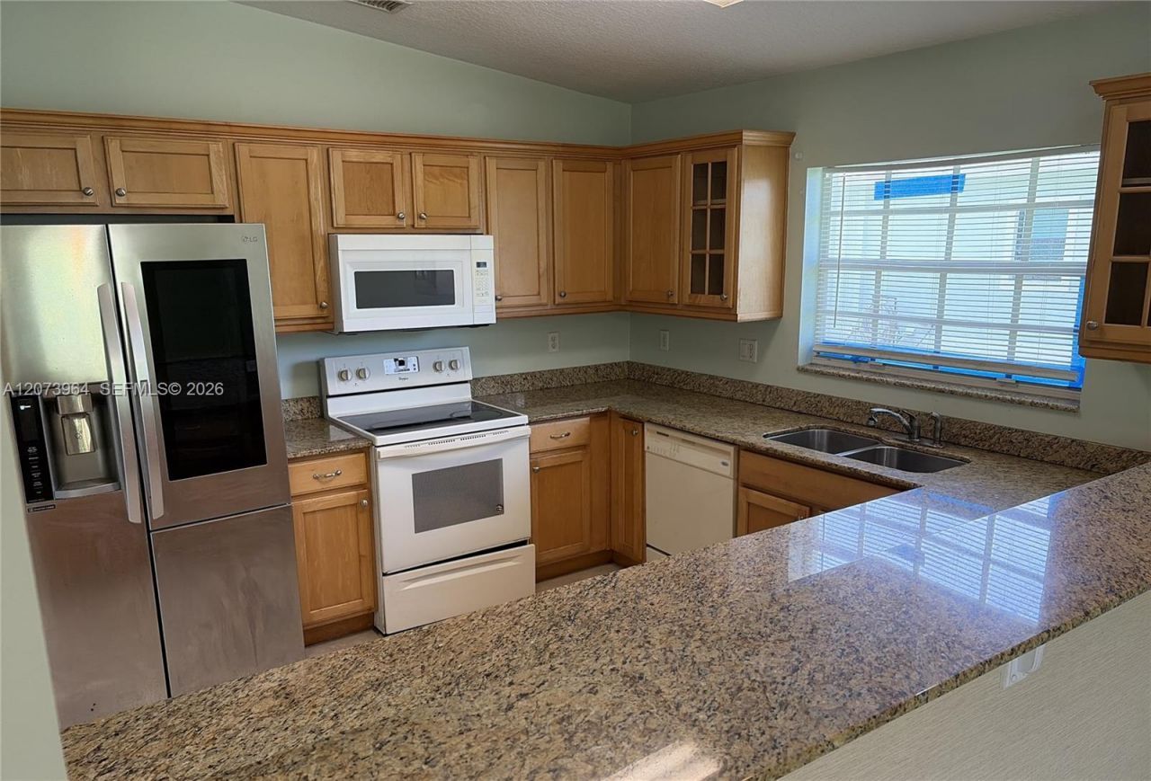 6517 Las Palmas Way, Port Saint Lucie, FL 34952 Photo