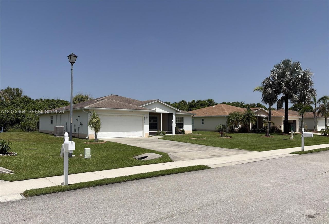 6517 Las Palmas Way, Port Saint Lucie, FL 34952 Photo