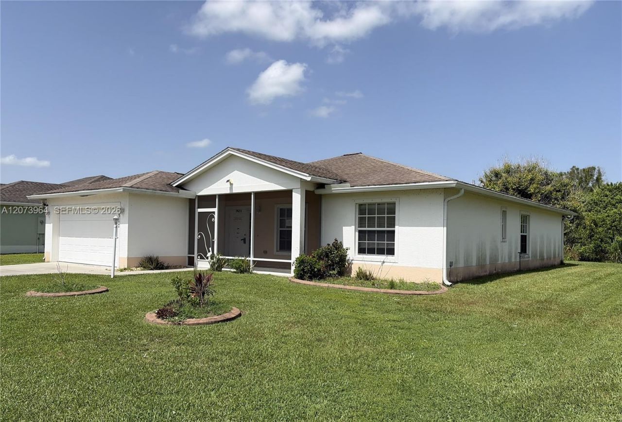 6517 Las Palmas Way, Port Saint Lucie, FL 34952 Photo