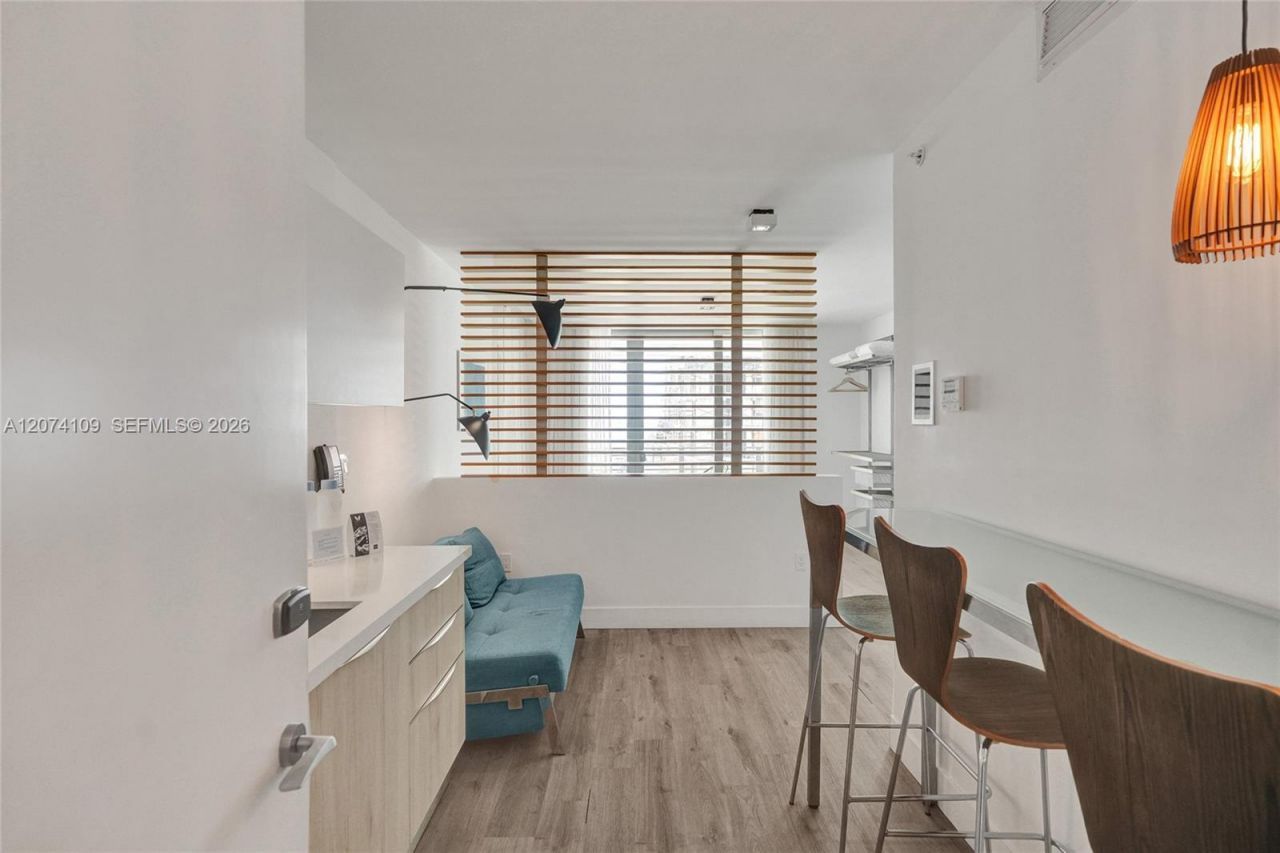 6080 Collins Ave , Unit 508, Miami Beach, FL 33140 Photo