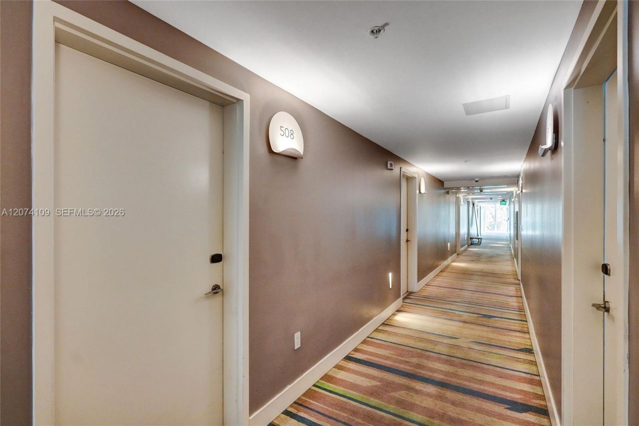 6080 Collins Ave , Unit 508, Miami Beach, FL 33140 Photo