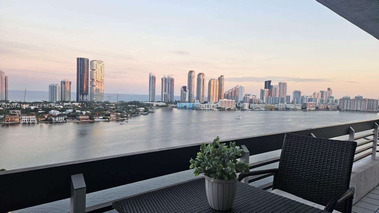 3530 Mystic Pointe Dr , Unit 2215, Aventura, FL 33180 Photo