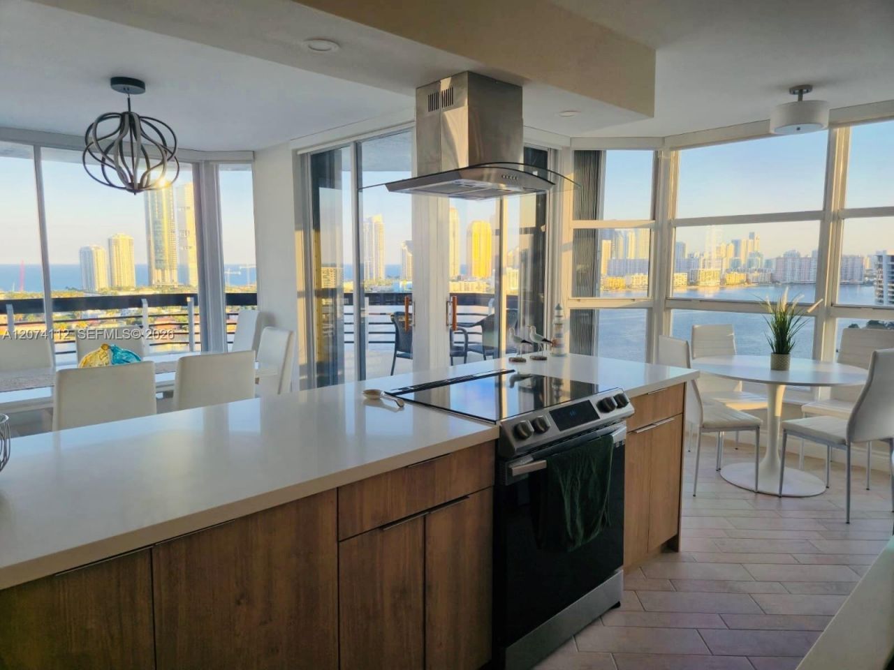 3530 Mystic Pointe Dr , Unit 2215, Aventura, FL 33180 Photo