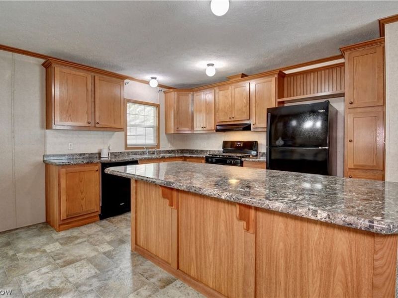 5294 NE L Street , Unit 140L, Magnolia, OH 44643 Photo 8