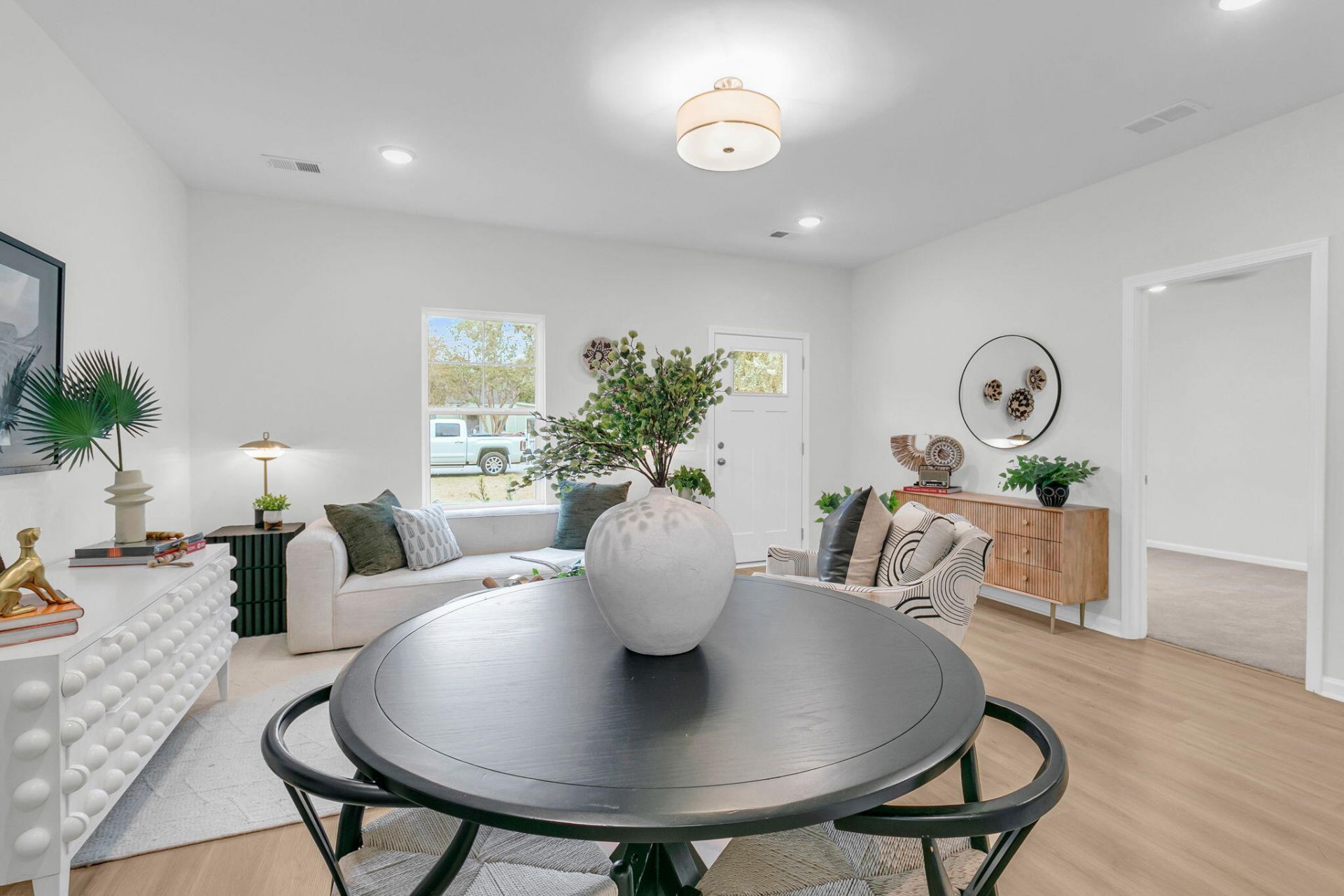 5131 Delta Street Photo 12