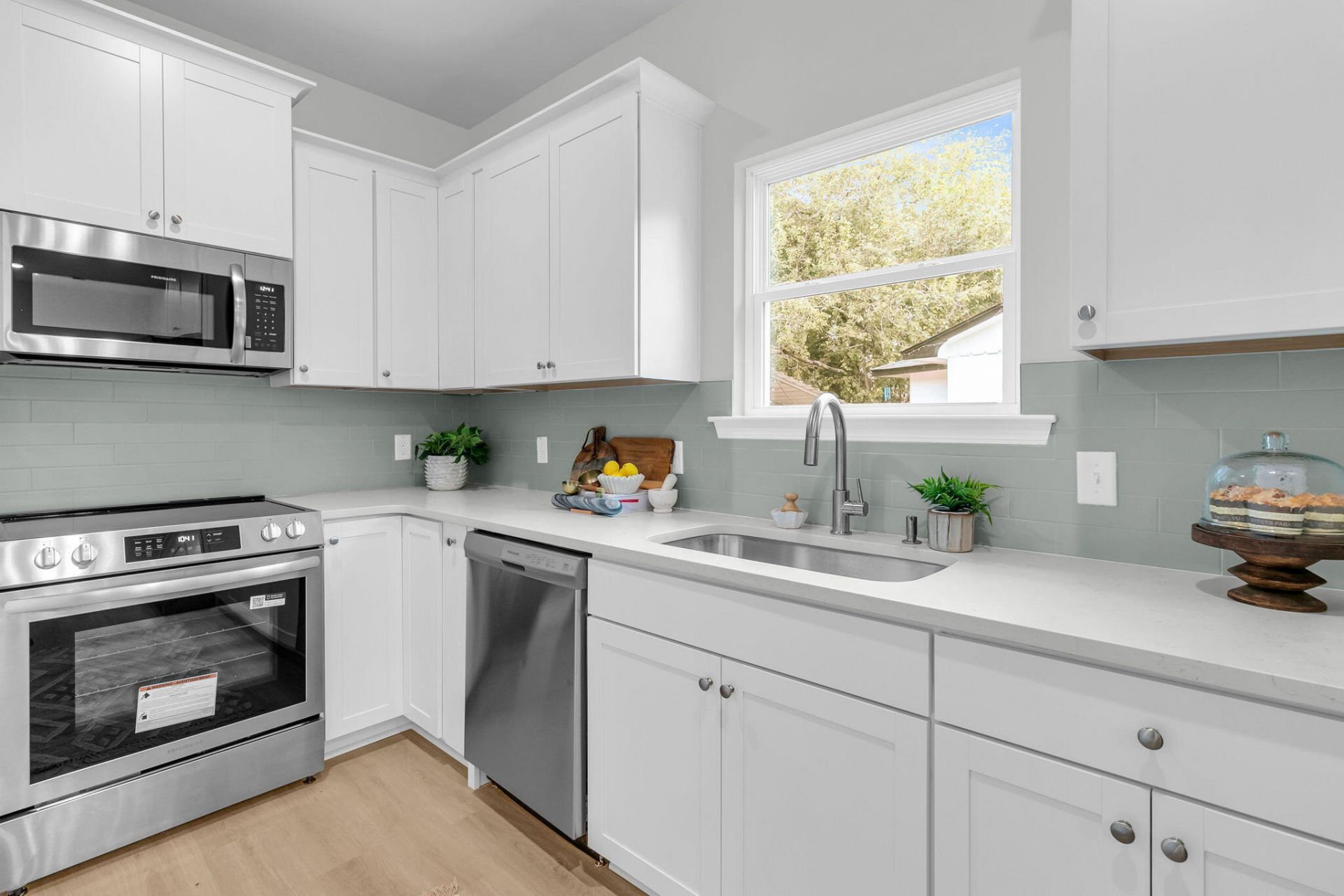 5131 Delta Street Photo 14