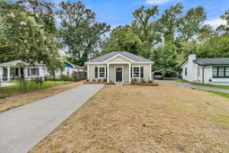 5131 Delta Street photo 4