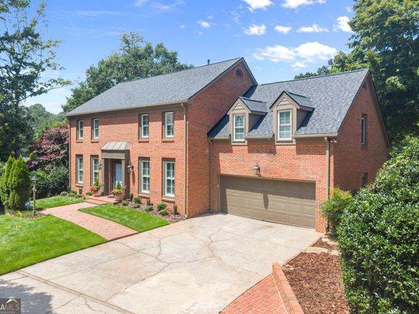 255 Tenth Fairway, Roswell, GA 30076