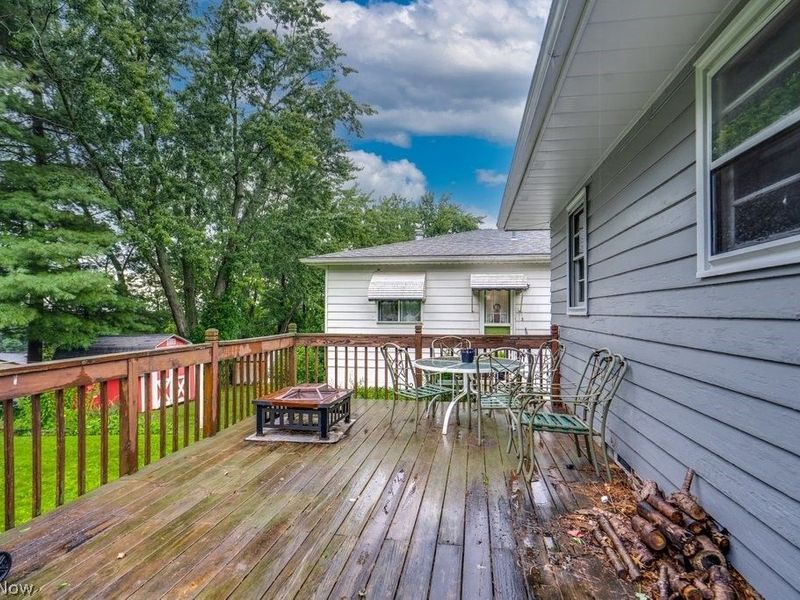 350 Stephens Road, Akron, OH 44312 Photo 3