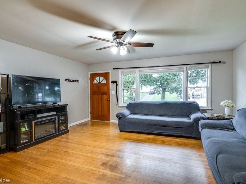 350 Stephens Road, Akron, OH 44312 Photo 8