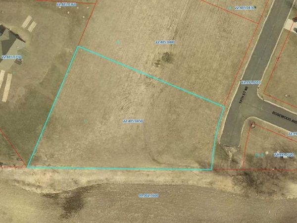 901 14th Street NE, Montgomery, MN 56069