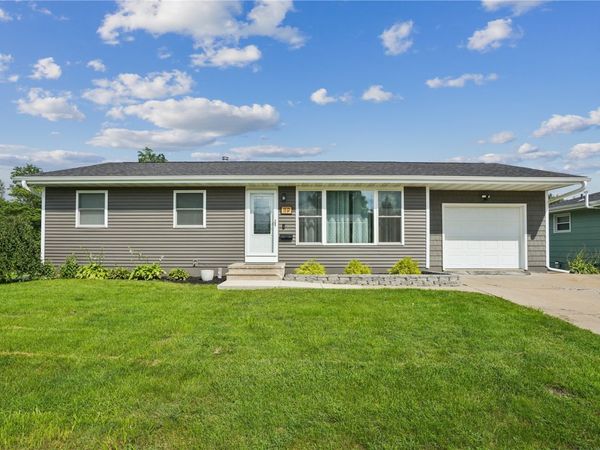 119 La Salle Drive SW, Cedar Rapids, IA 52404