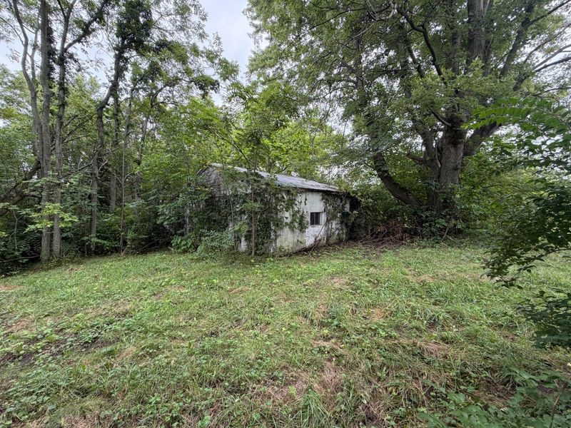 325 E Center Street , West Mansfield, OH 43358 Photo 9
