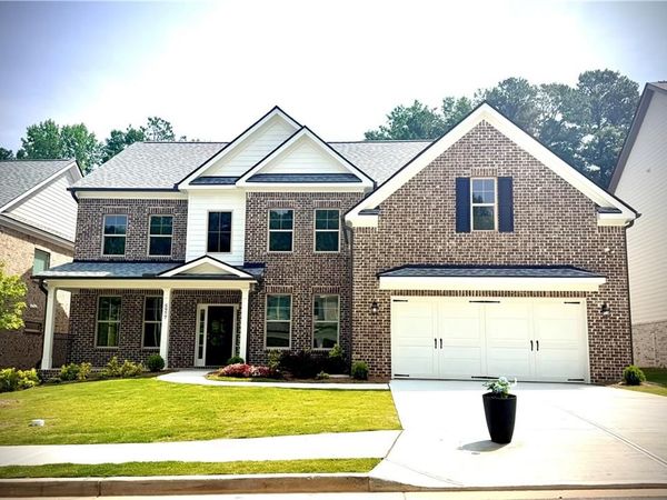 5977 Creek Indian Drive , Sugar Hill, GA 30518