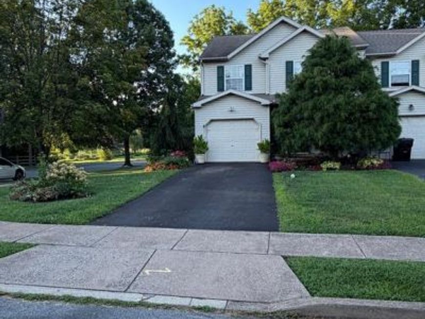 4347 Bedford Drive , Bethlehem, PA 18020 Main Photo