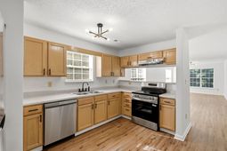 4254 Villas Dr. photo 4