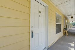 4239 Villas Dr. photo 4
