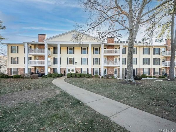 1512 Bedford Forge Court , Unit 19, Chesterfield, MO 63017