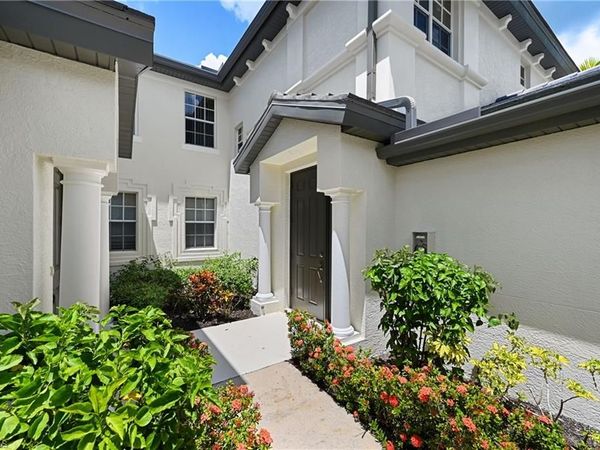 1626 Tarpon Bay DR S, Unit 202, NAPLES, FL 34119