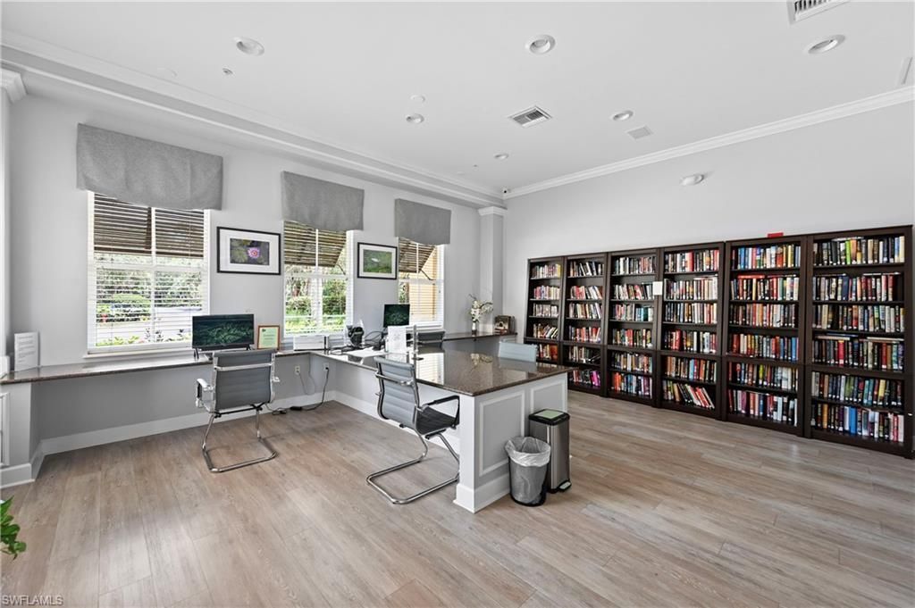 1626 Tarpon Bay Dr S, Unit 202, Naples, FL 34119 Photo