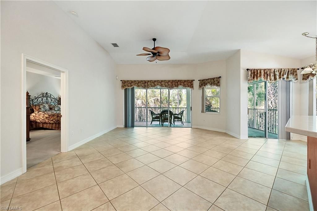 1626 Tarpon Bay Dr S, Unit 202, Naples, FL 34119 Photo