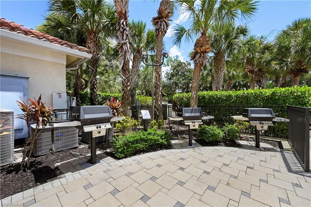 1626 Tarpon Bay Dr S, Unit 202, Naples, FL 34119 Photo
