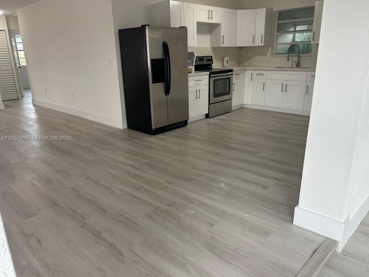 9200 SW 37th St , Miami, FL 33165 Photo