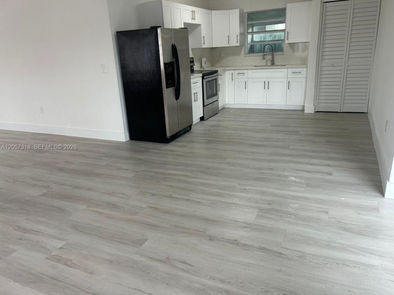 9200 SW 37th St , Miami, FL 33165 Photo