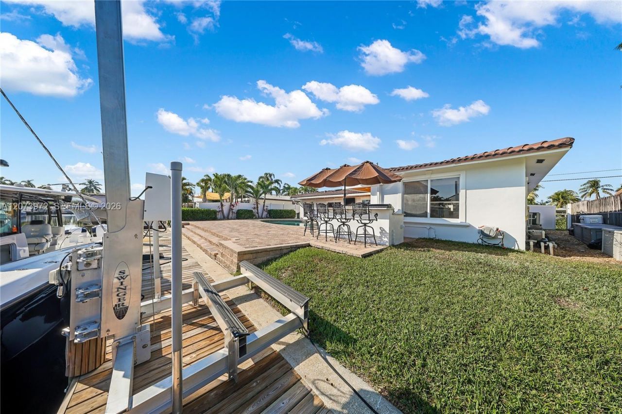 800 SE 3rd Ter , Pompano Beach, FL 33060 Photo