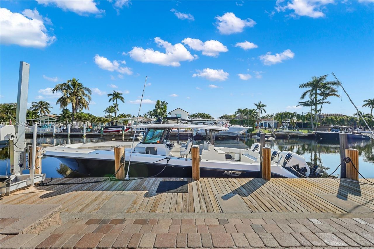 800 SE 3rd Ter , Pompano Beach, FL 33060 Photo