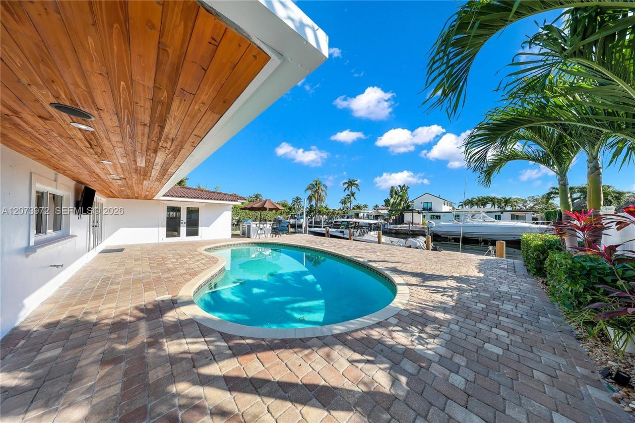 800 SE 3rd Ter , Pompano Beach, FL 33060 Photo