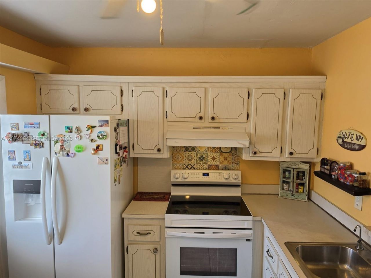 300 NE 12th Ave, Unit 108, Hallandale Beach, FL 33009 Photo